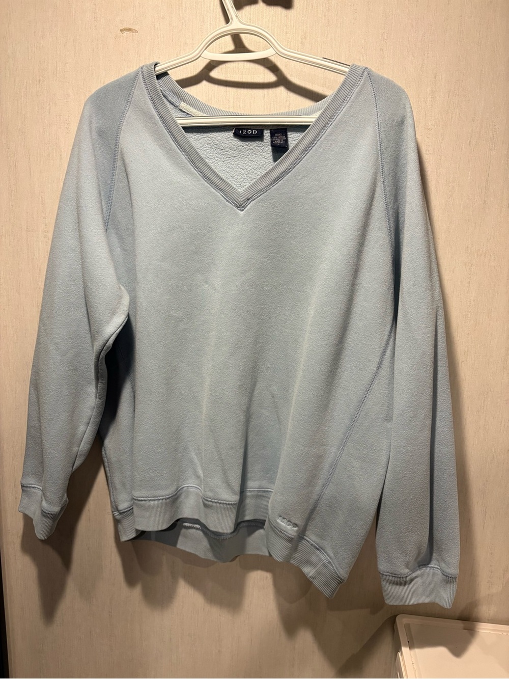 Izod Light Blue V-Neck Women’s Pullover Sweatshirt